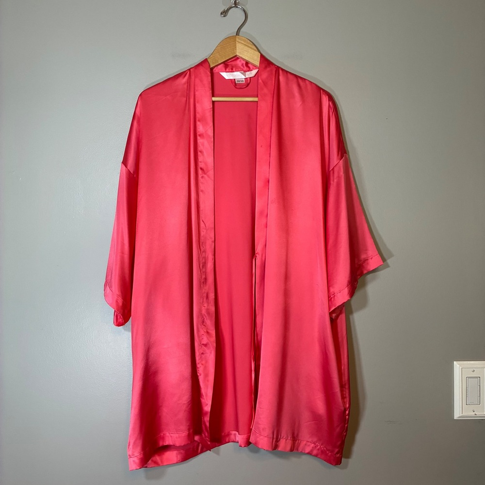 Victoria's Secret Satin Robe Coral Pink Kimono Short Sleeve One Size Relaxed Fit